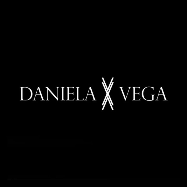 Daniela Vega logo